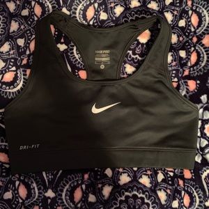 Black Nike Pro Sports Bra